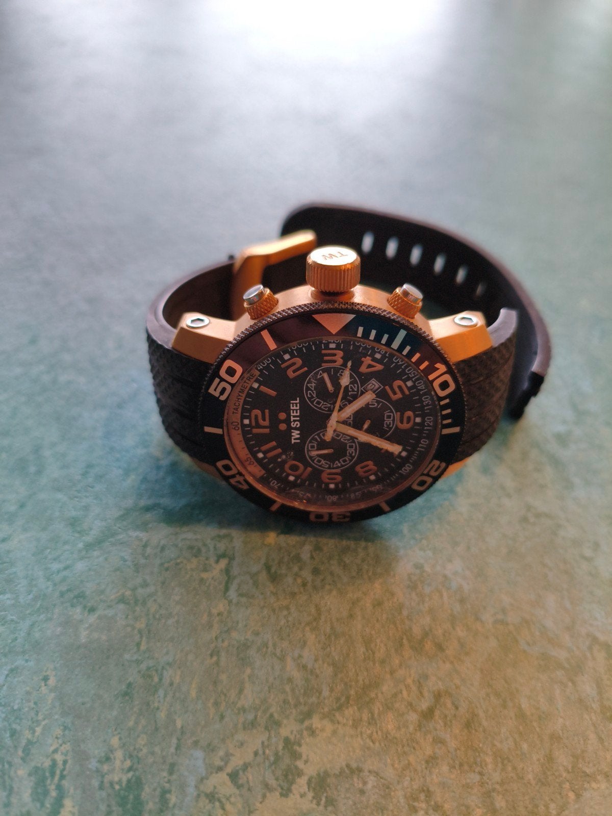 TW Steel 92 Chronograaf - Defect voor onderdelen, Sieraden, Tassen en Uiterlijk, Horloges | Heren, Overige merken, Gebruikt, Staal
