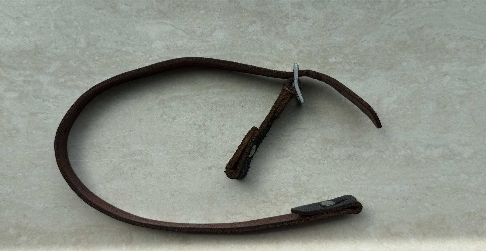 Duitse helm kinriem R Ehrhardt Poessneck 1941, Ophalen of Verzenden, Landmacht, Duitsland, Overige typen