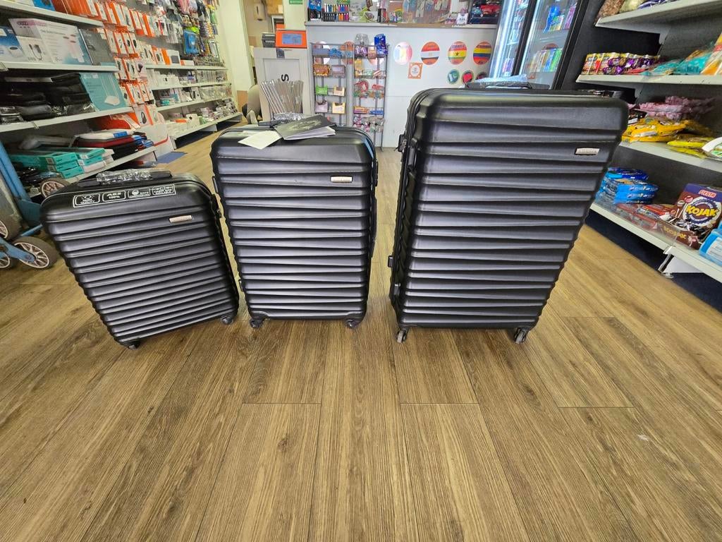 Splinternieuwe trolley kofferset., Ophalen of Verzenden, Nieuw