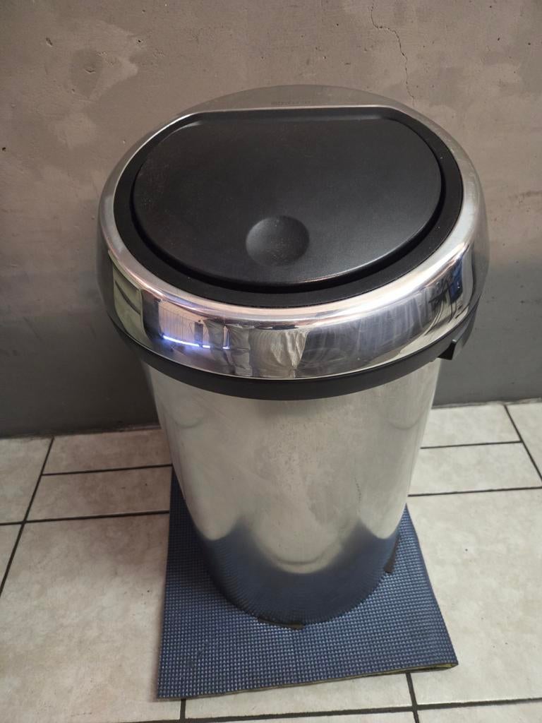 Prullenbak Brabantia 50L, 50 tot 75 cm, 40 liter of meer, Ophalen of Verzenden, Zo goed als nieuw