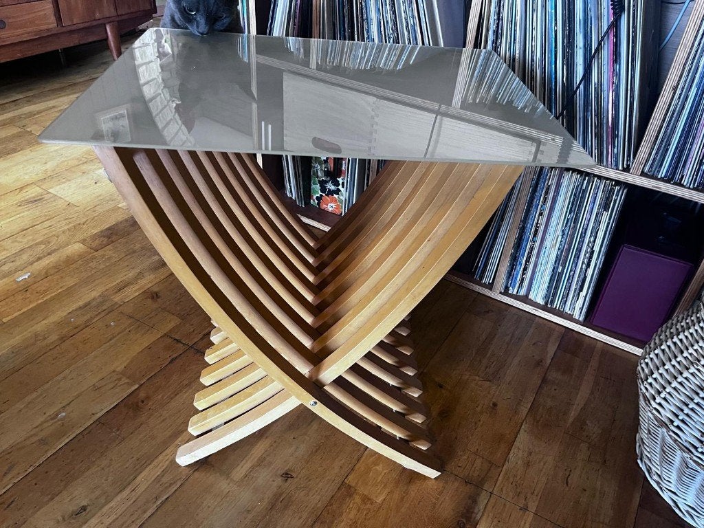 Ikea Ekeberg bijzettafel met glazen blad, Gebruikt, 55 tot 75 cm, Modern, Rechthoekig