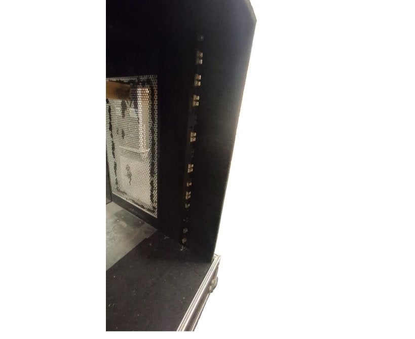 Flightcase inclusief binnenrack Local rack 14HE ex btw, Ophalen, Gebruikt, Overige instrumenten, Flightcase