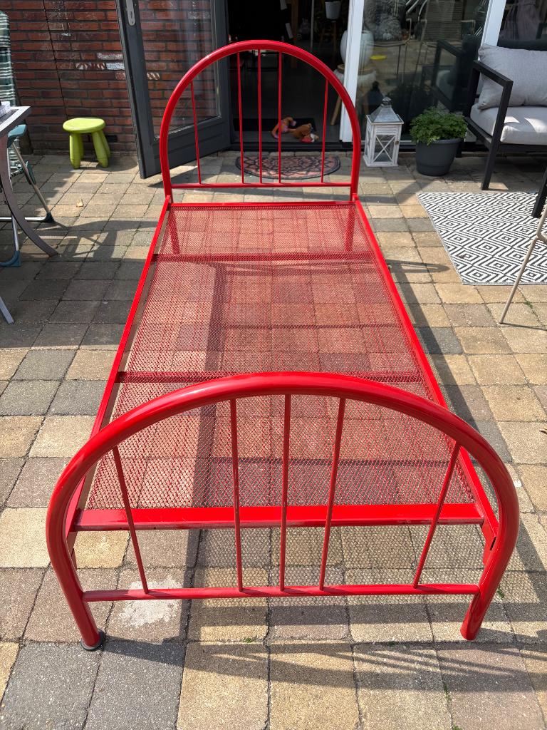 Bed, Ophalen, Gebruikt, 90 cm, Eenpersoons