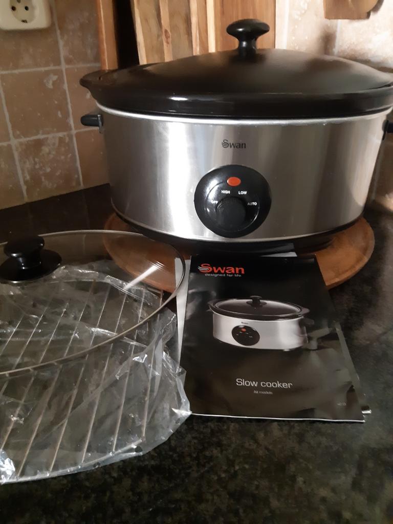 Als nieuwe swan crockpot/slowcooker, Huis en Inrichting, Ophalen of Verzenden, Zo goed als nieuw, Overige materialen