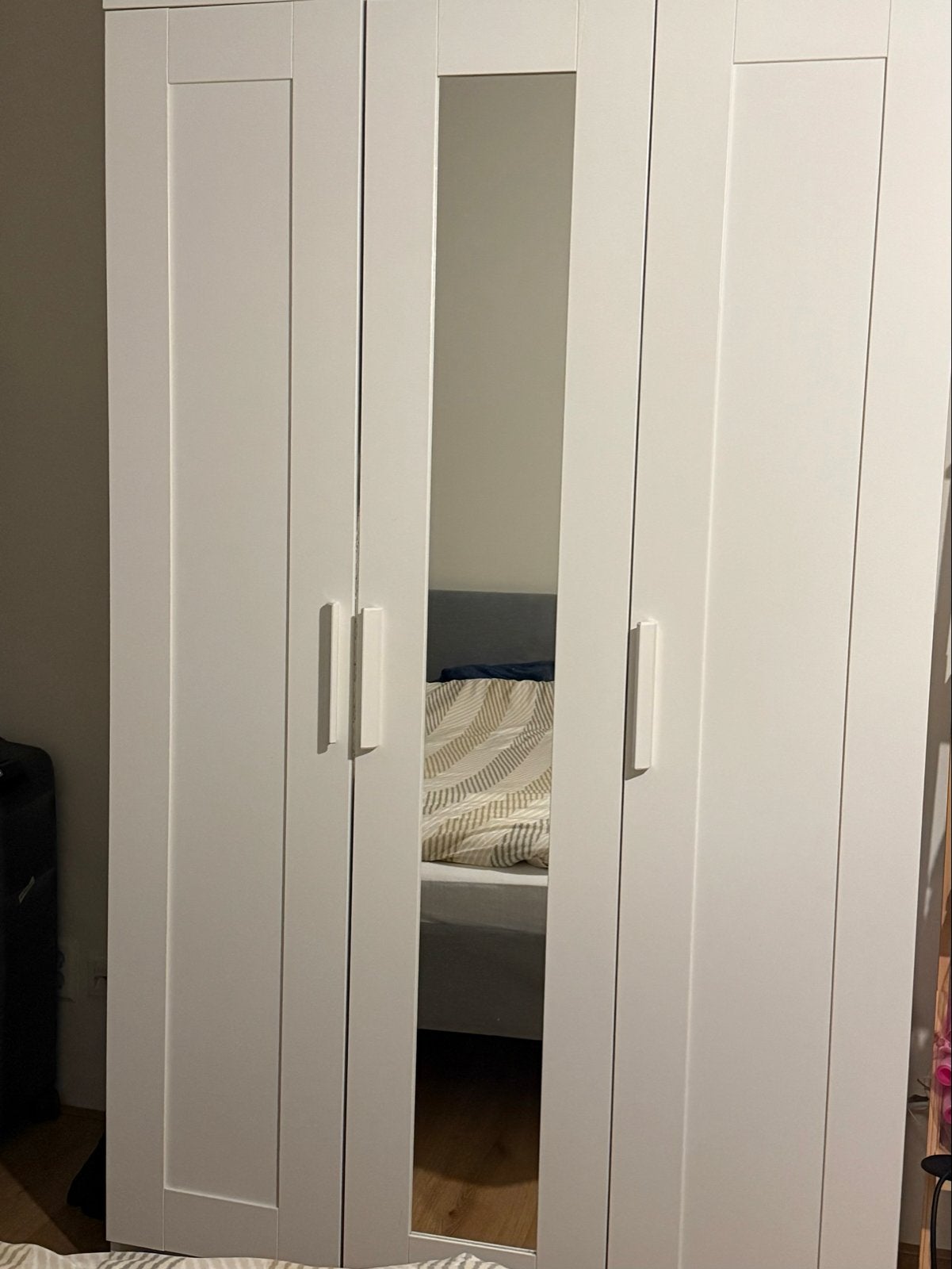 IKEA Kledingkast met spiegeldeur, Ophalen, 100 tot 150 cm, 200 cm of meer, Zo goed als nieuw