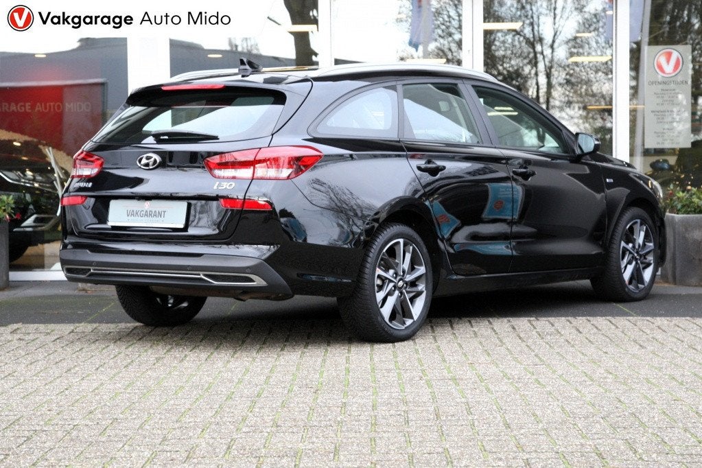 Hyundai i30 Wagon 1.0 T-GDi MHEV Automaat Comfort Smart | Al, Automaat, 12 maanden, Gebruikt, Zwart