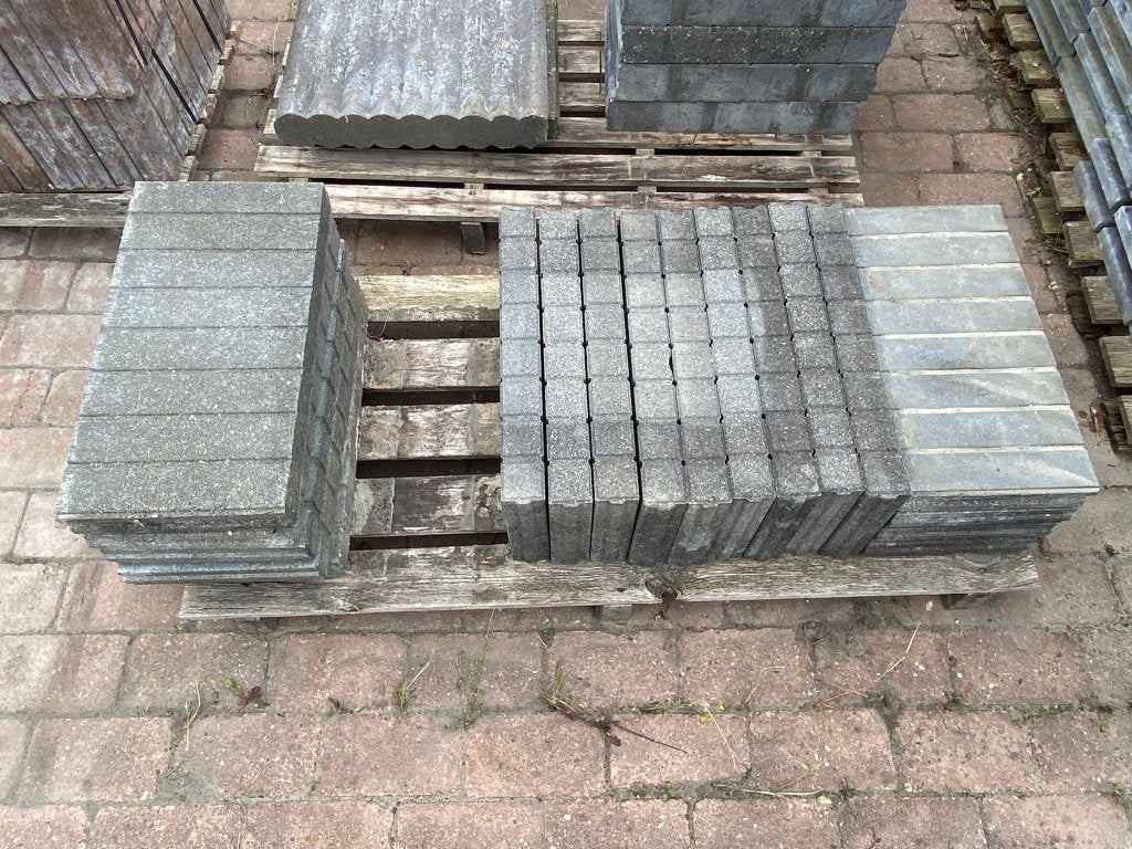 017. Palissade Vierkant Grijs 6x25x50 cm 21x €7,00, Tuin en Terras, Ophalen, 25 tot 50 cm, Blok, Nieuw