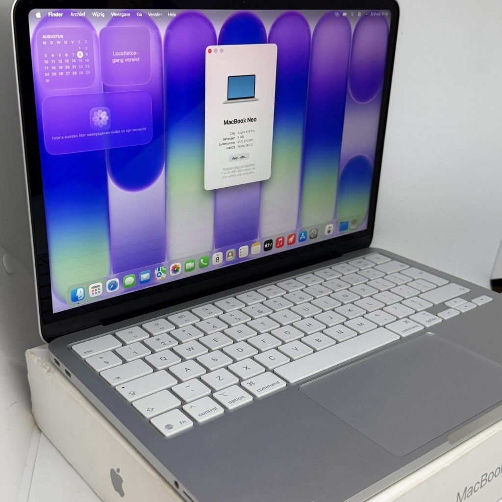 MacBook Neo 256GB zilver /100% batt /krasvrij /garantie, Apple, Zo goed als nieuw, Support@apple.com, Apple Park Way, Cupertino, California