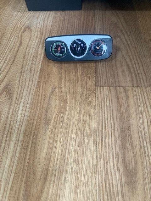 Multifunctioneel dash mount kompas voor auto en truck met, Ophalen of Verzenden, Zo goed als nieuw, Gps of Kompas