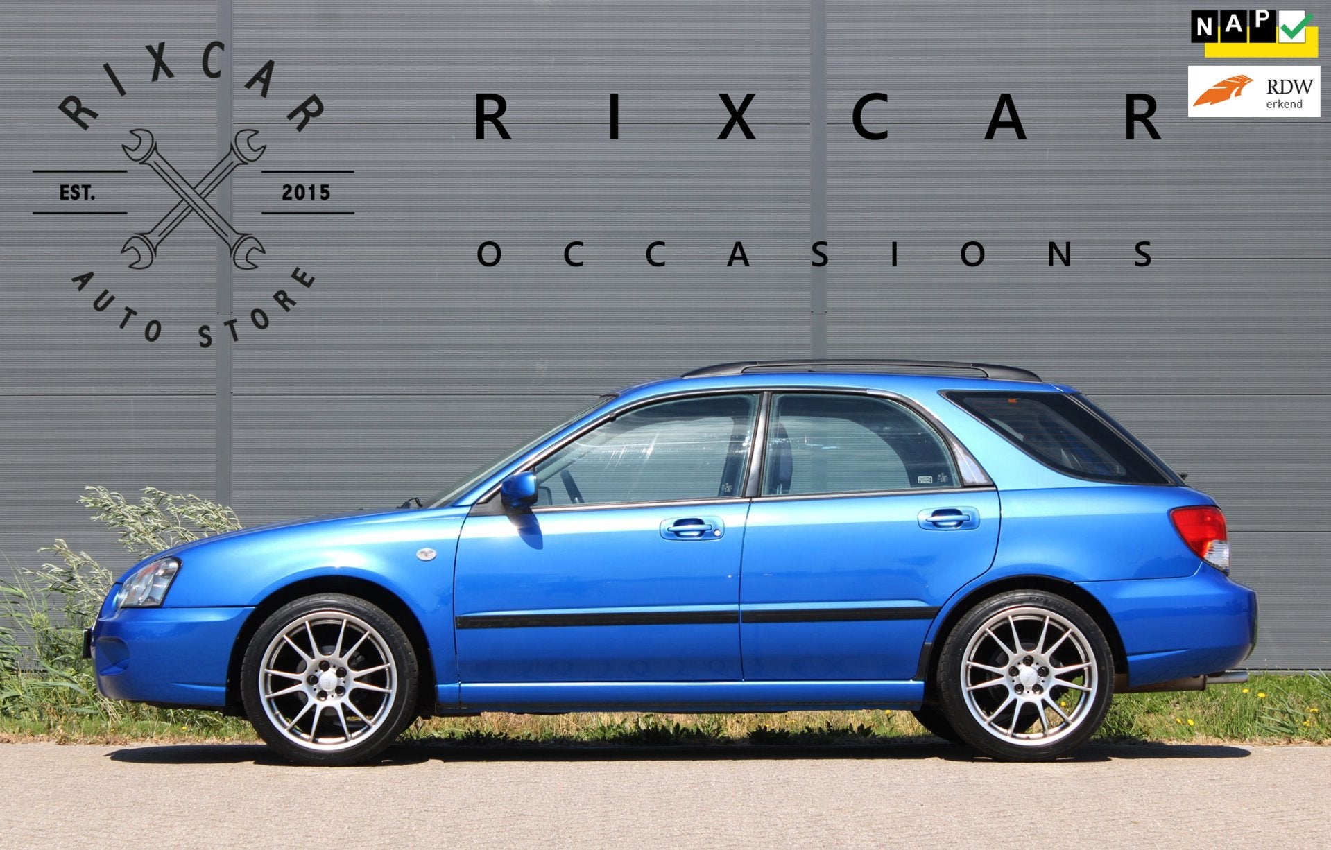 Subaru Impreza Plus 1.6 TS AWD CruiseControl Airco 18INCH !N, Auto's, Stof, Gebruikt, Zwart, Blauw