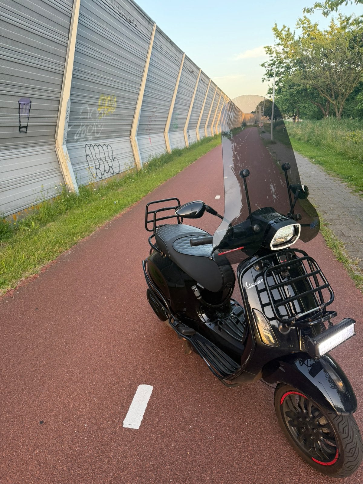Vespa sprint bouwjaar 2023, Ophalen, Zo goed als nieuw, Benzine