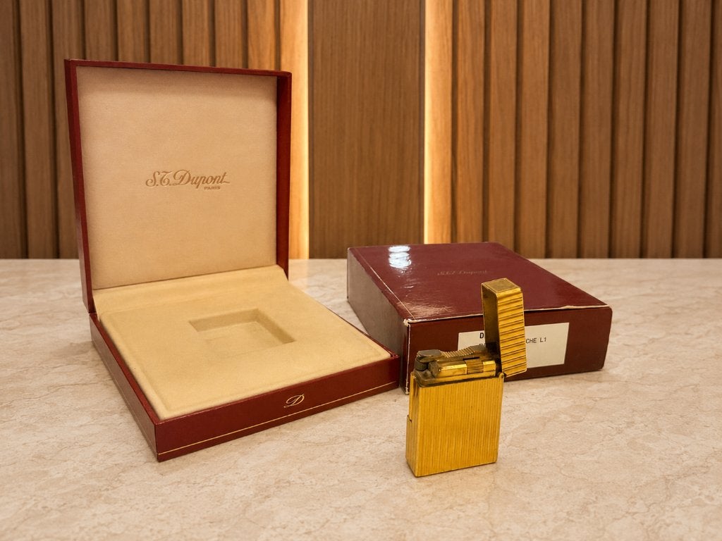 Vintage S.T. Dupont Ligne 1 Aansteker - In Nette Staat, Zuidplein 116 (Tower One, 14e verdieping)1077 XV Amsterdam, Ophalen of Verzenden