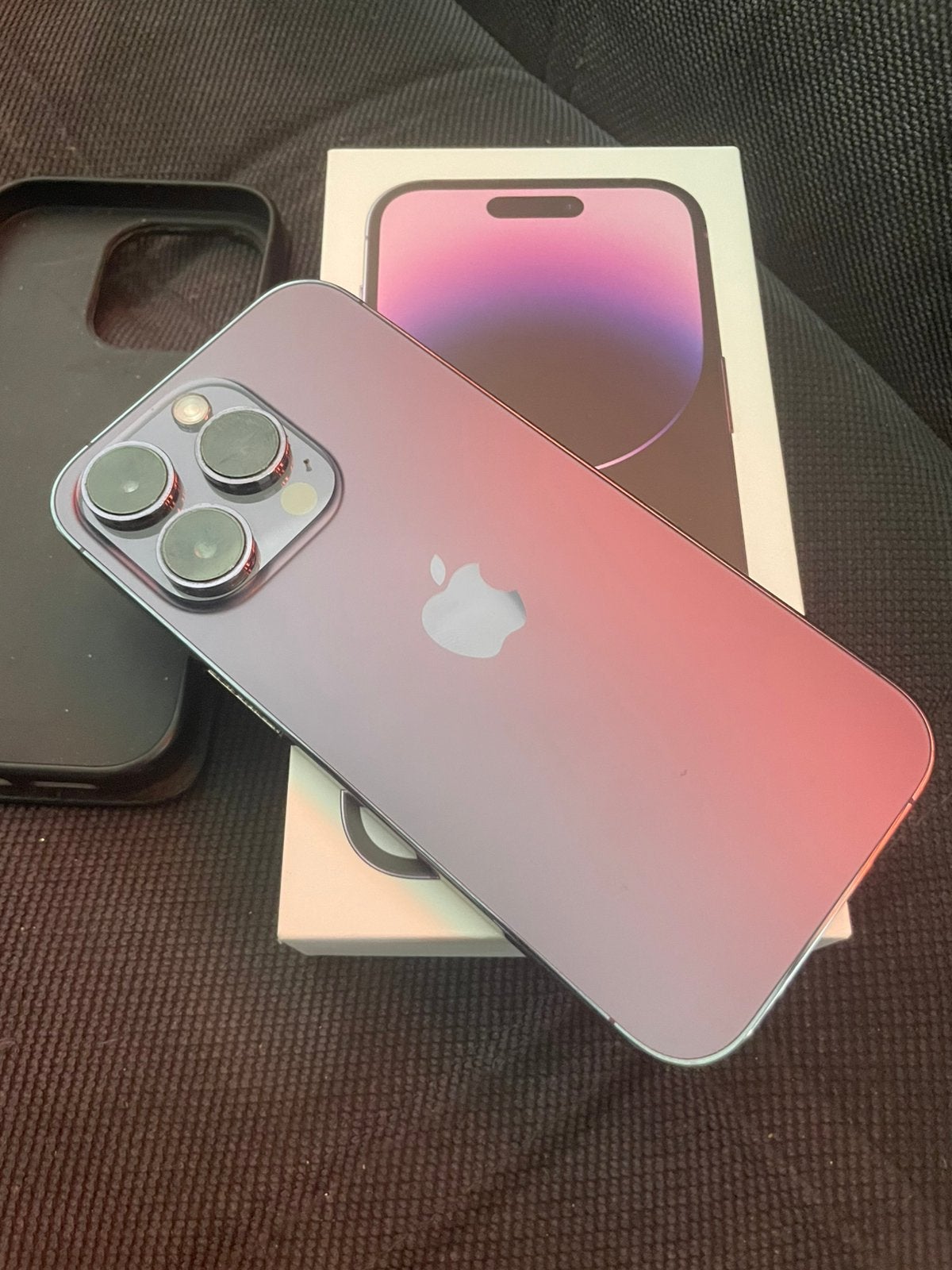 Iphone 14 Pro 128gb in nieuwstaat met hoesje.
