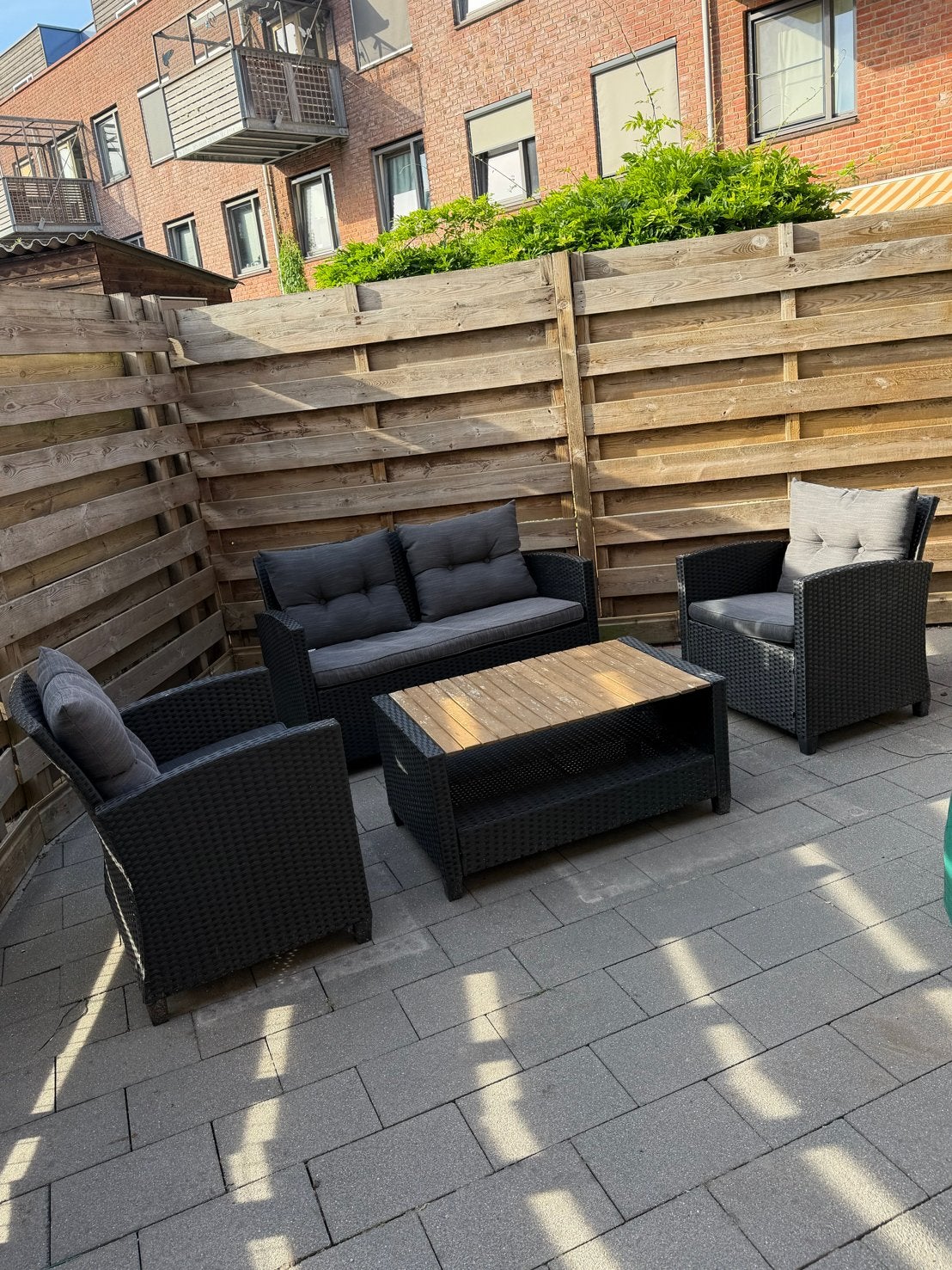 Loungeset Jysk - Goede staat met nette kussens, Tuin en Terras, Tuinsets en Loungesets, Ophalen, 4 zitplaatsen, Zo goed als nieuw