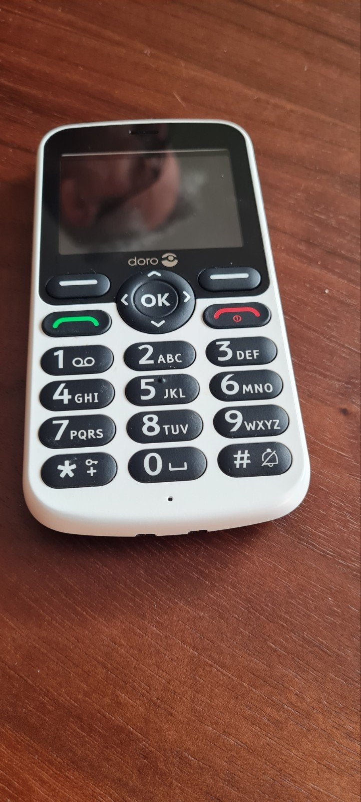 Doro 5860 seniorentelefoon met oplaadstation, Telecommunicatie, Ophalen of Verzenden, Klassiek of Candybar, Zonder simlock, Zonder abonnement