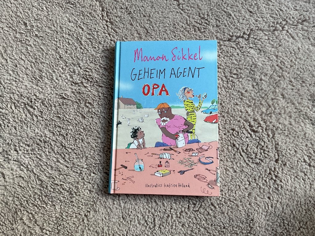 Boek geheime agent opa, Ophalen, Fictie algemeen, Manon Sikkel, Nieuw