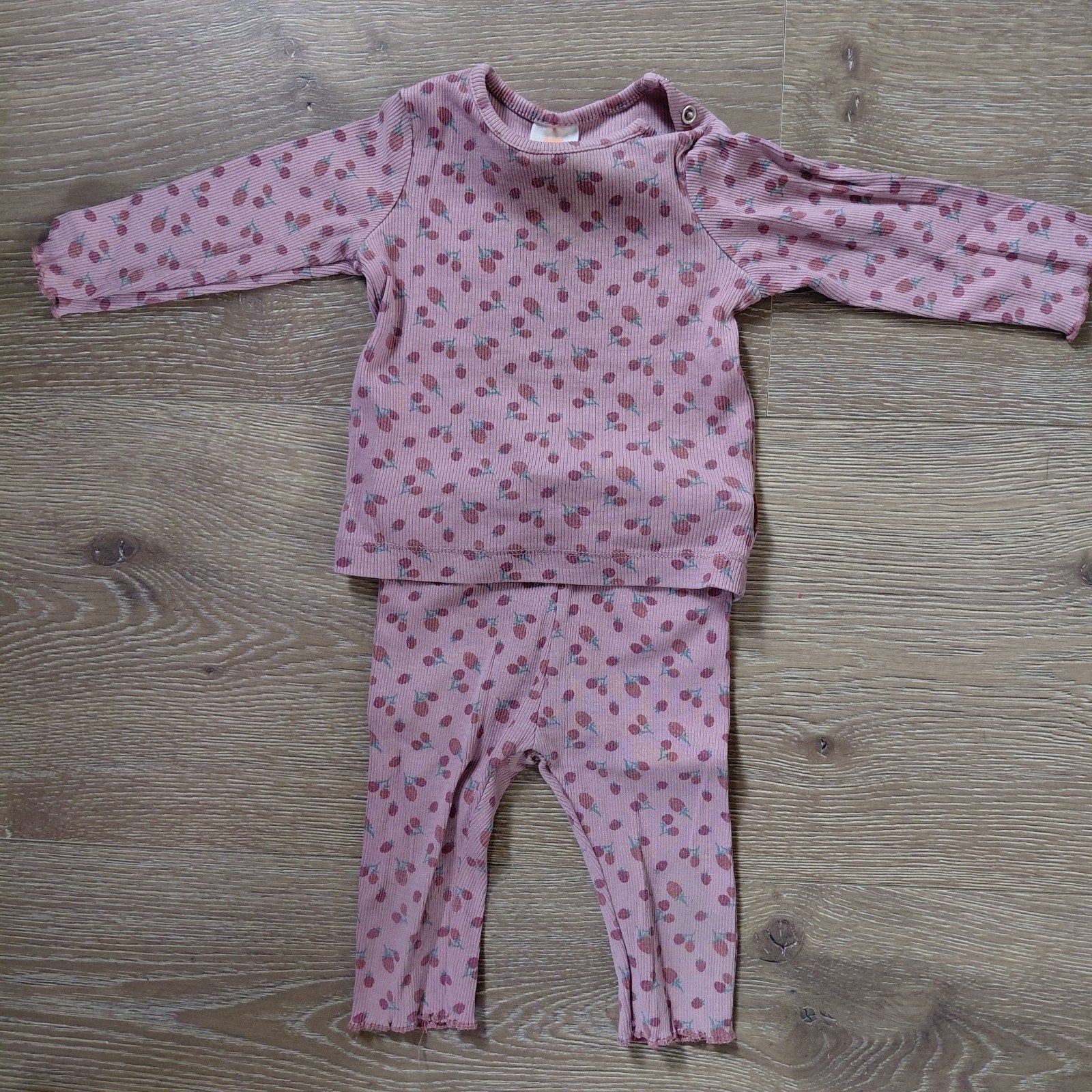 Hema setje maat 62 roze met kersenprint, Gebruikt, Meisje, Ophalen of Verzenden, Setje