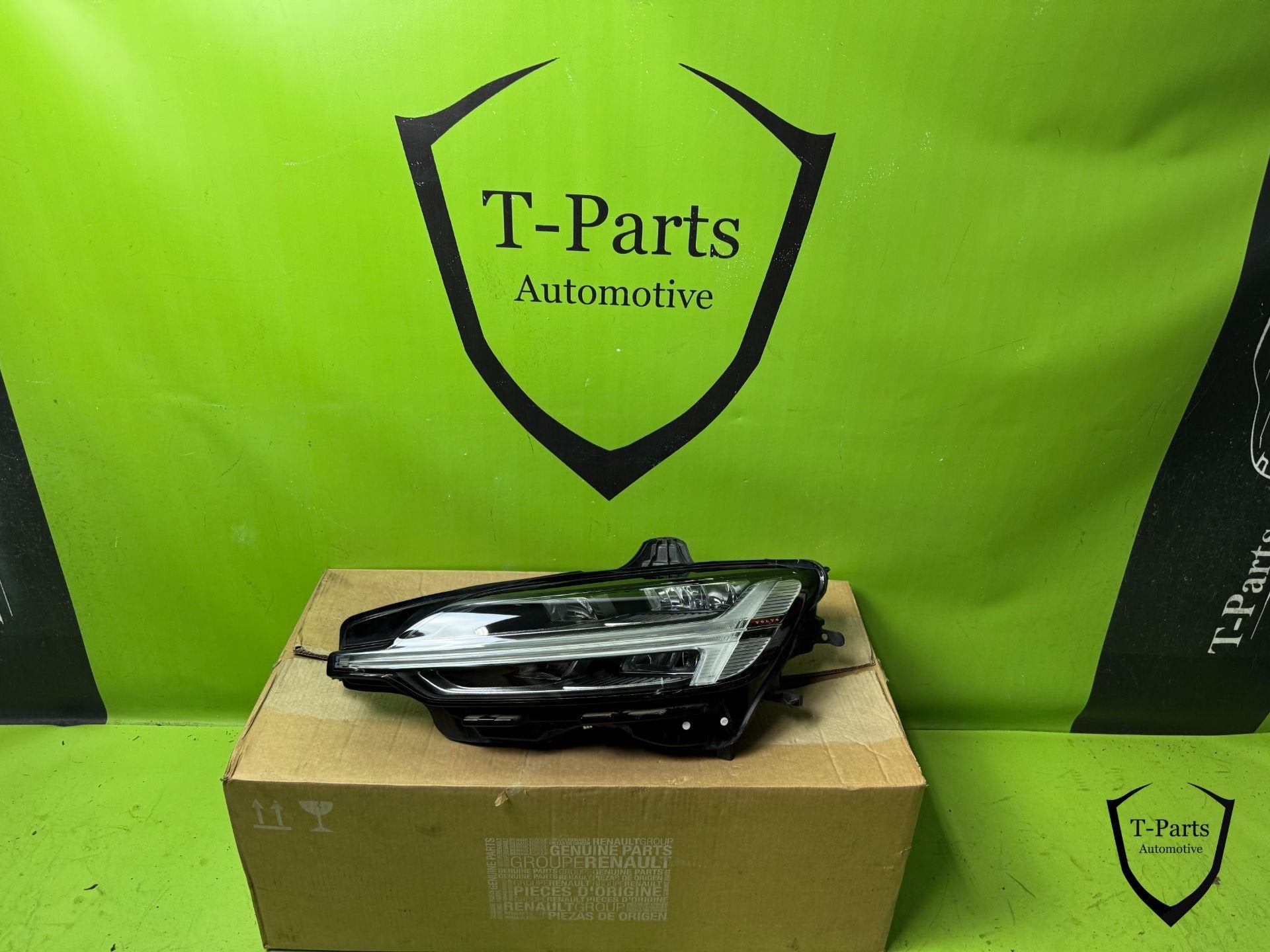 volvo S60 V60 koplamp links 32347006