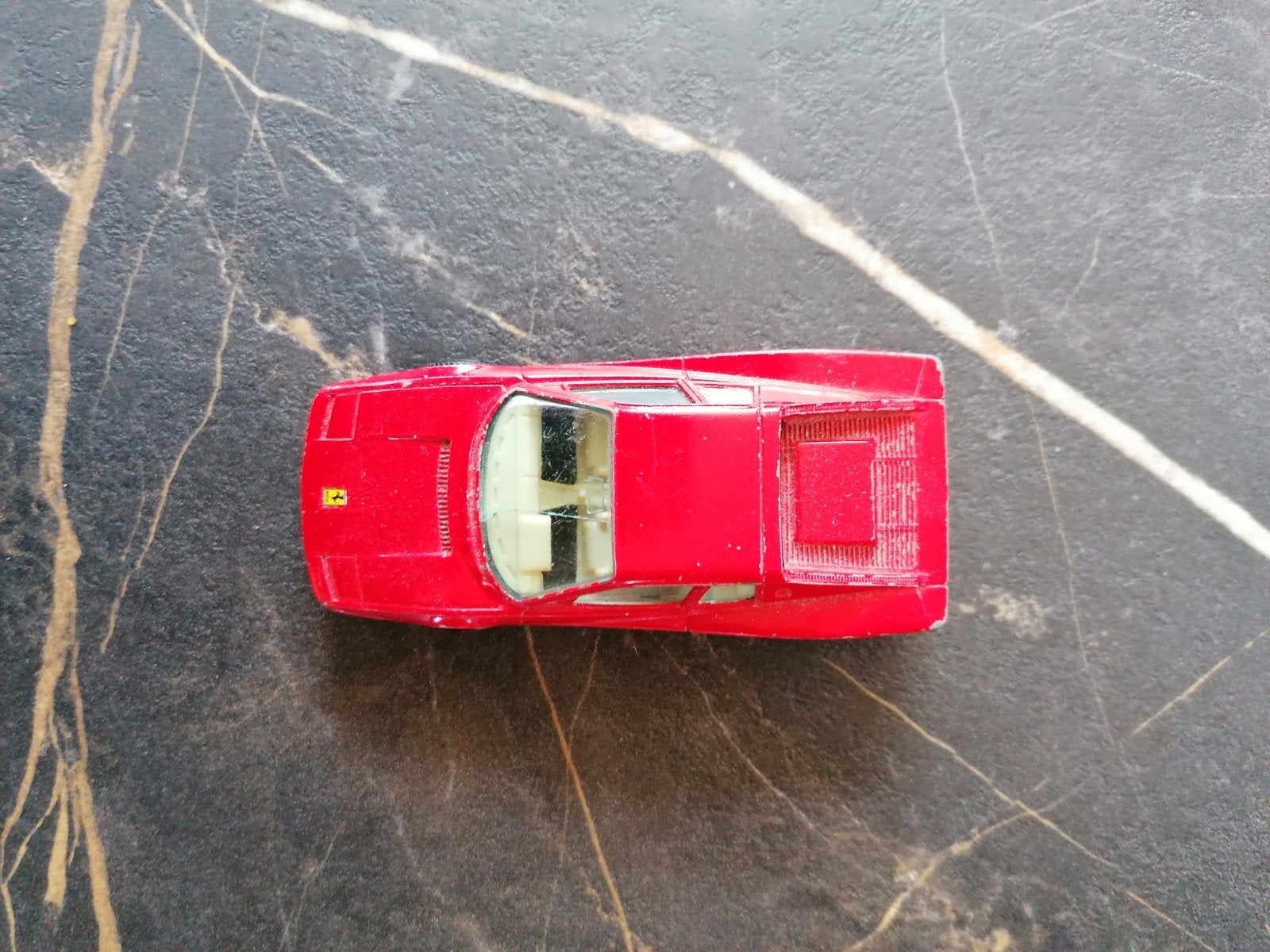 Bburago Ferrari Testarossa 1/43 - Rood, Ophalen of Verzenden, Gebruikt, Auto, Overige merken