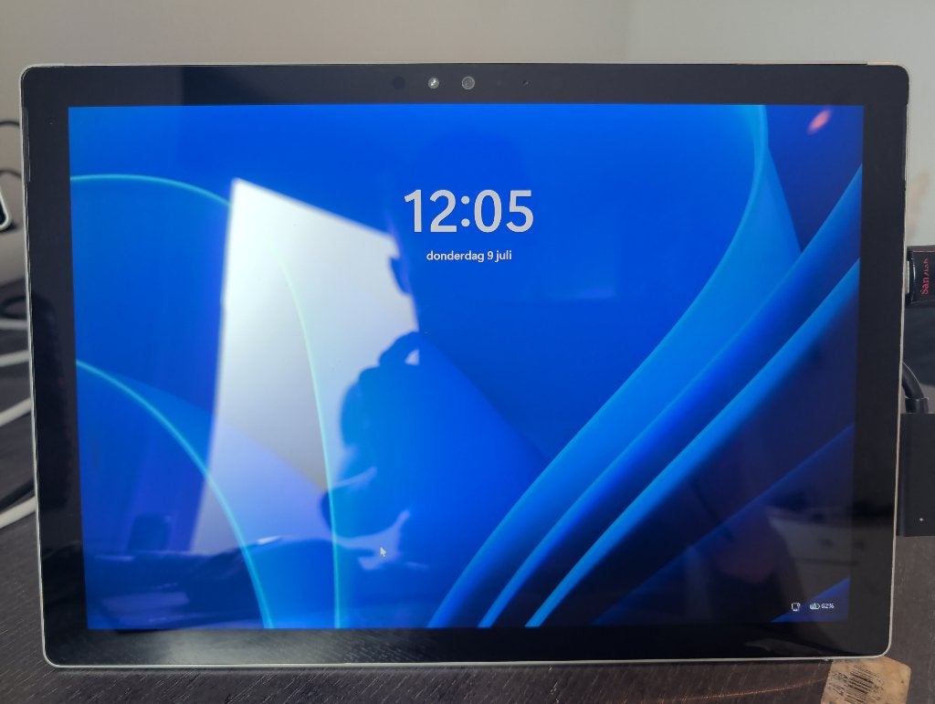 Microsoft Surface 4 Pro (I7, 16GB, 256GB, Win 11) met dock, Computers en Software, Windows Tablets, Zo goed als nieuw, Wi-Fi, 12 inch
