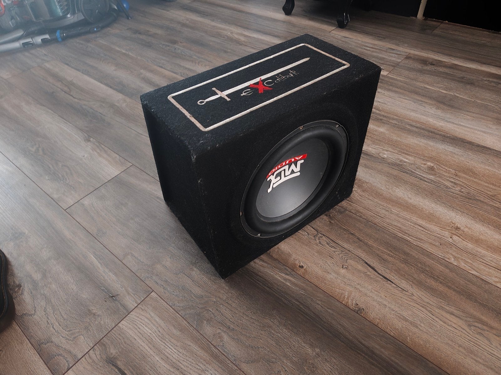 mtx subwoofer in Excalibur kast 300/1000 watt 4 ohm, Auto diversen, Ophalen, Gebruikt