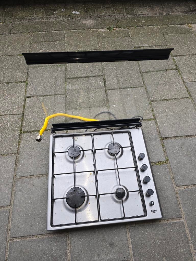 Beko gasfornuis met 4 pitten, Witgoed en Apparatuur, Fornuizen, Ophalen