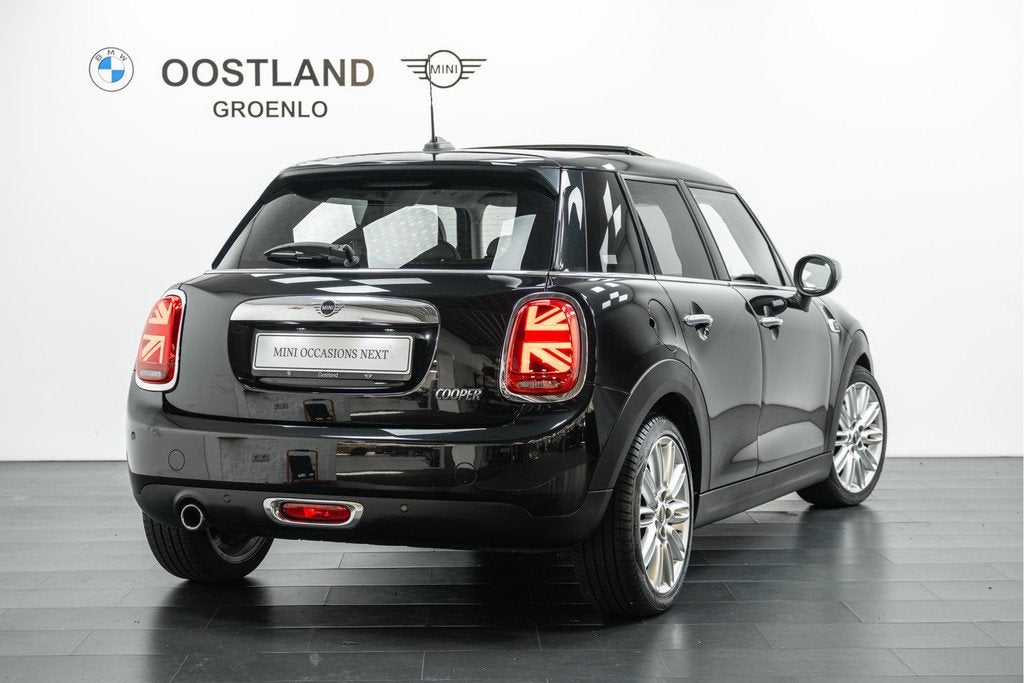MINI Hatchback Cooper Chili / Panoramadak / Comfortstoelen /, 136 pk, Gebruikt, Euro 6, Met garantie (alle)