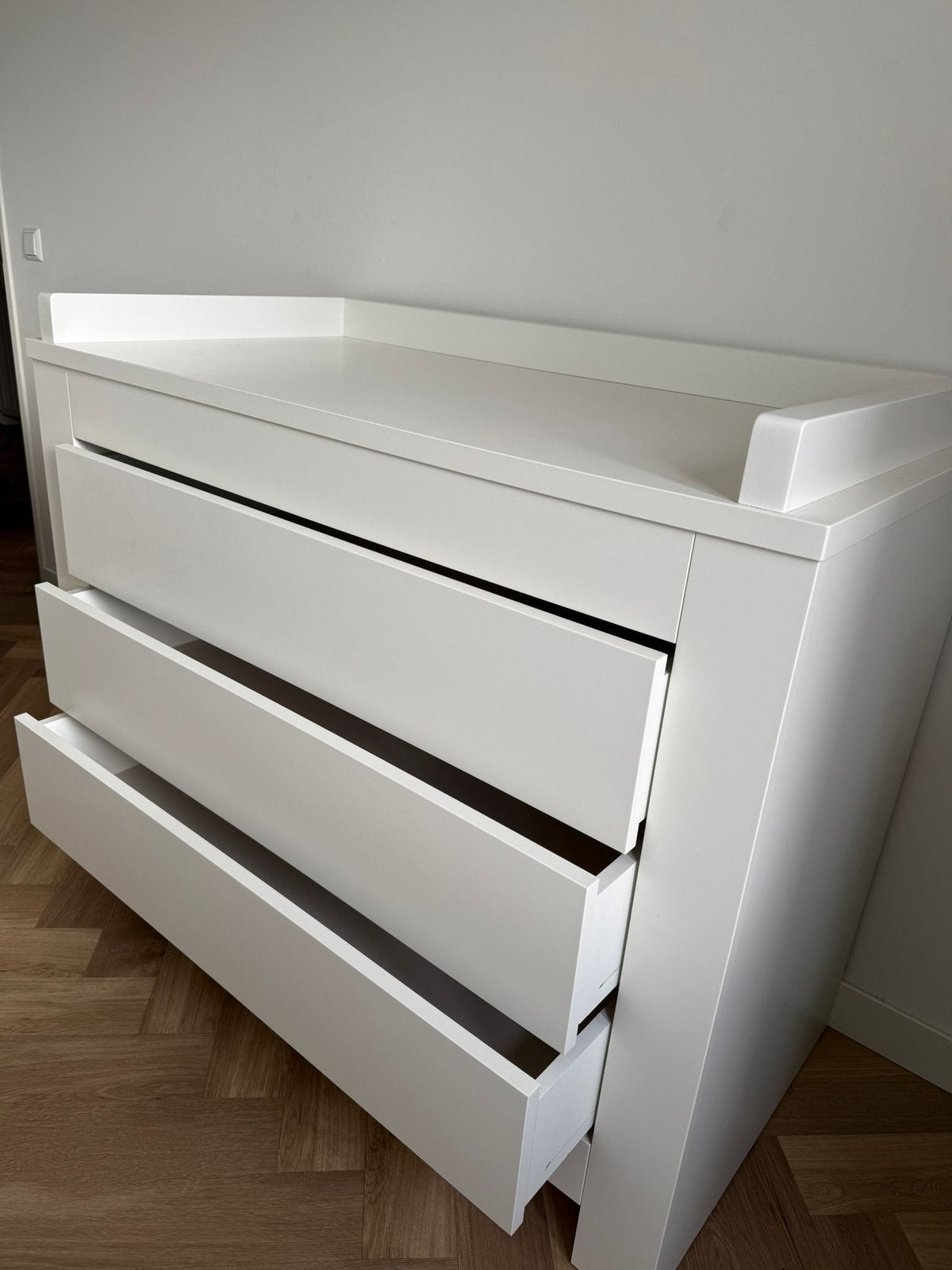 Complete kinderkamer Kidsmill Alaska commode ledikant kast, Kinderen en Baby's, Kinderkamer | Complete kinderkamers, Ophalen, Gebruikt