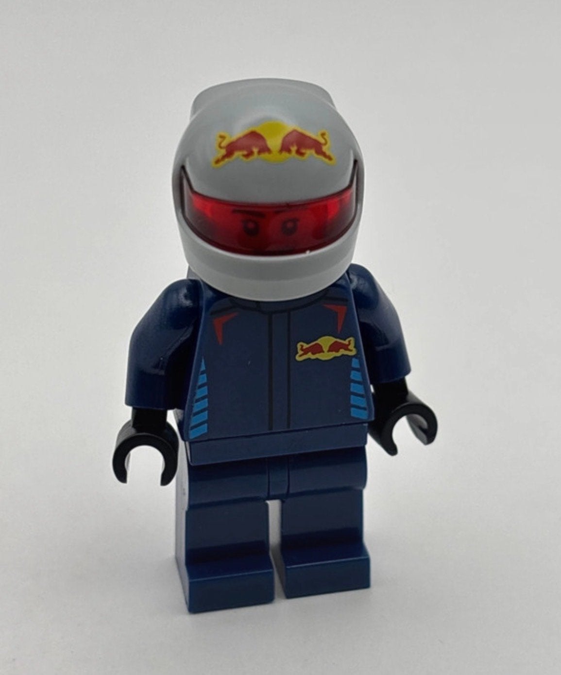 Nieuwe Red Bull Racing Lego Minifiguur Coureur, Ophalen of Verzenden, Nieuw, Overige merken