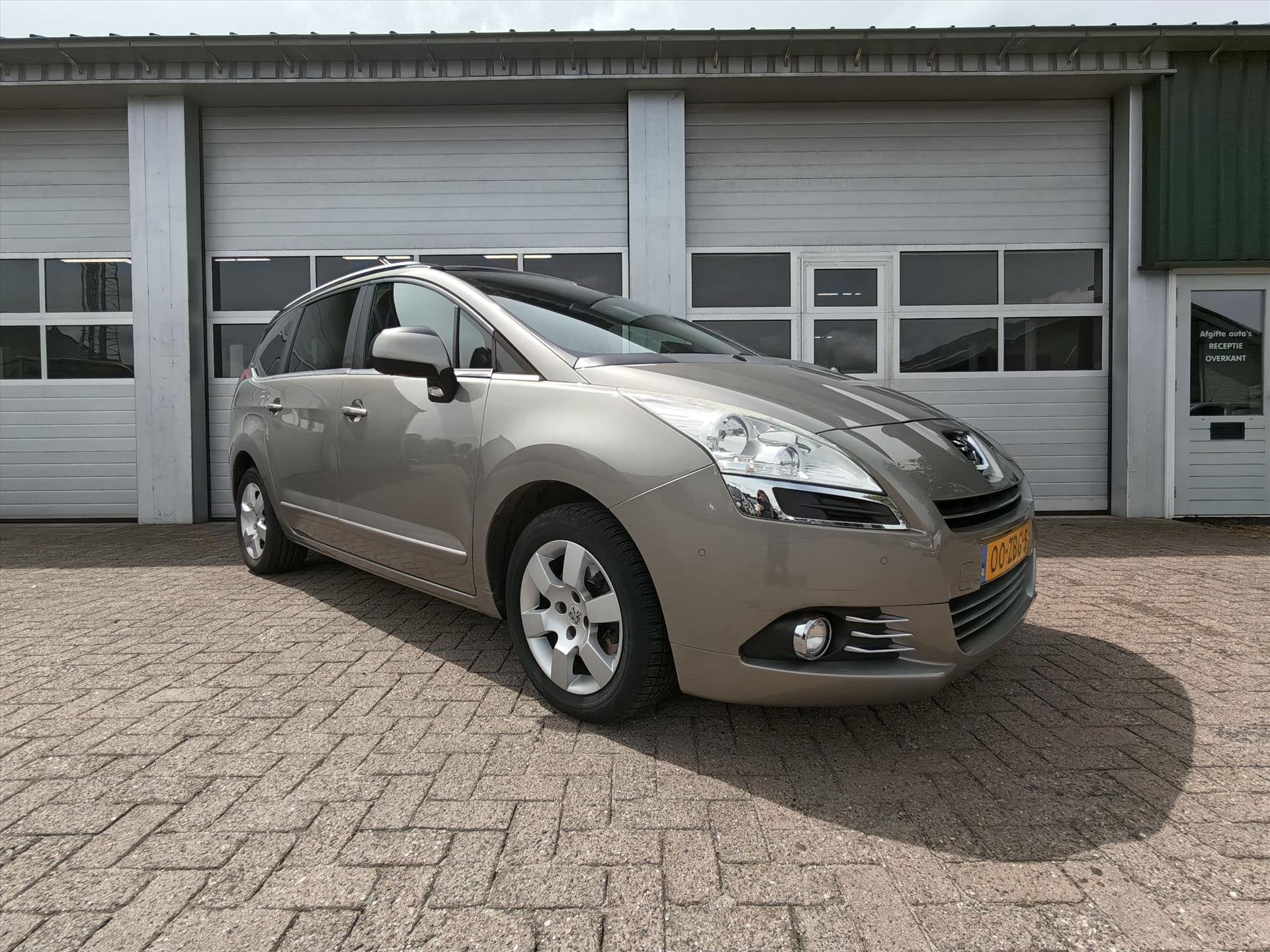 Peugeot 5008 1.6 THP 5Persoons, Auto's, Voorwielaandrijving, Euro 5, Parkeersensor, 1435 kg