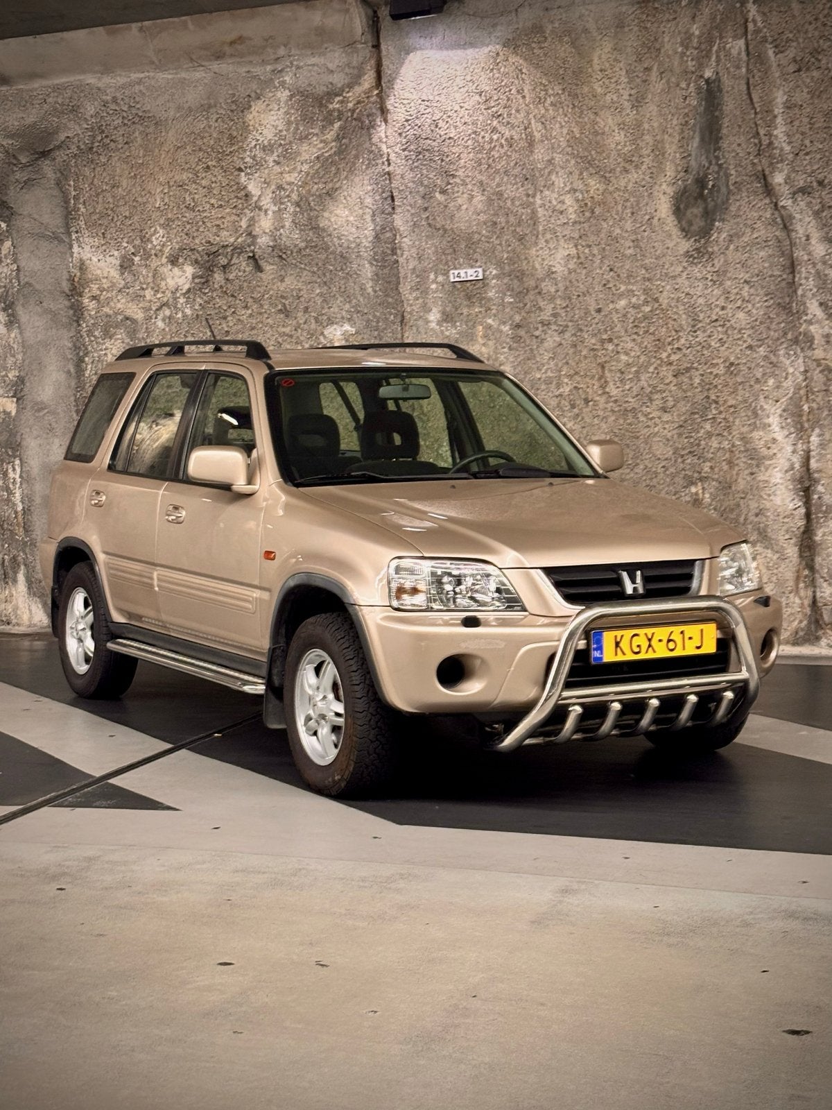 Honda CR-V 2.0 I 1999 Grijs, 1360 kg, 4 cilinders, 10 km/l, Handgeschakeld