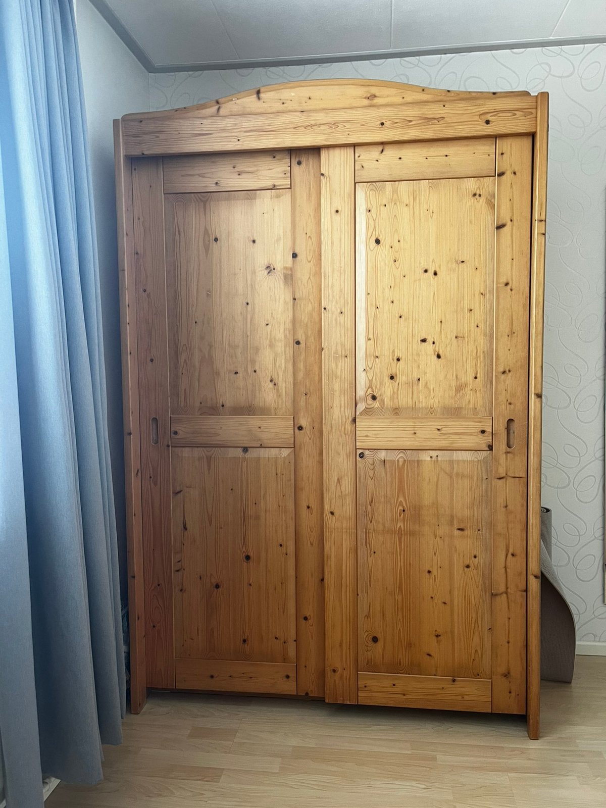 Prachtige grenenhouten kledingkast, Ophalen, Met deur(en), 100 tot 150 cm, 200 cm of meer