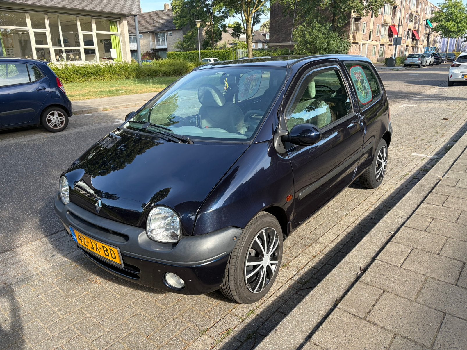 Renault Twingo 1.2 Cinetic Euro 2000 AUT 2002 Blauw, Auto's, 600 kg, 4 cilinders, Origineel Nederlands, Onderhoudsboekje