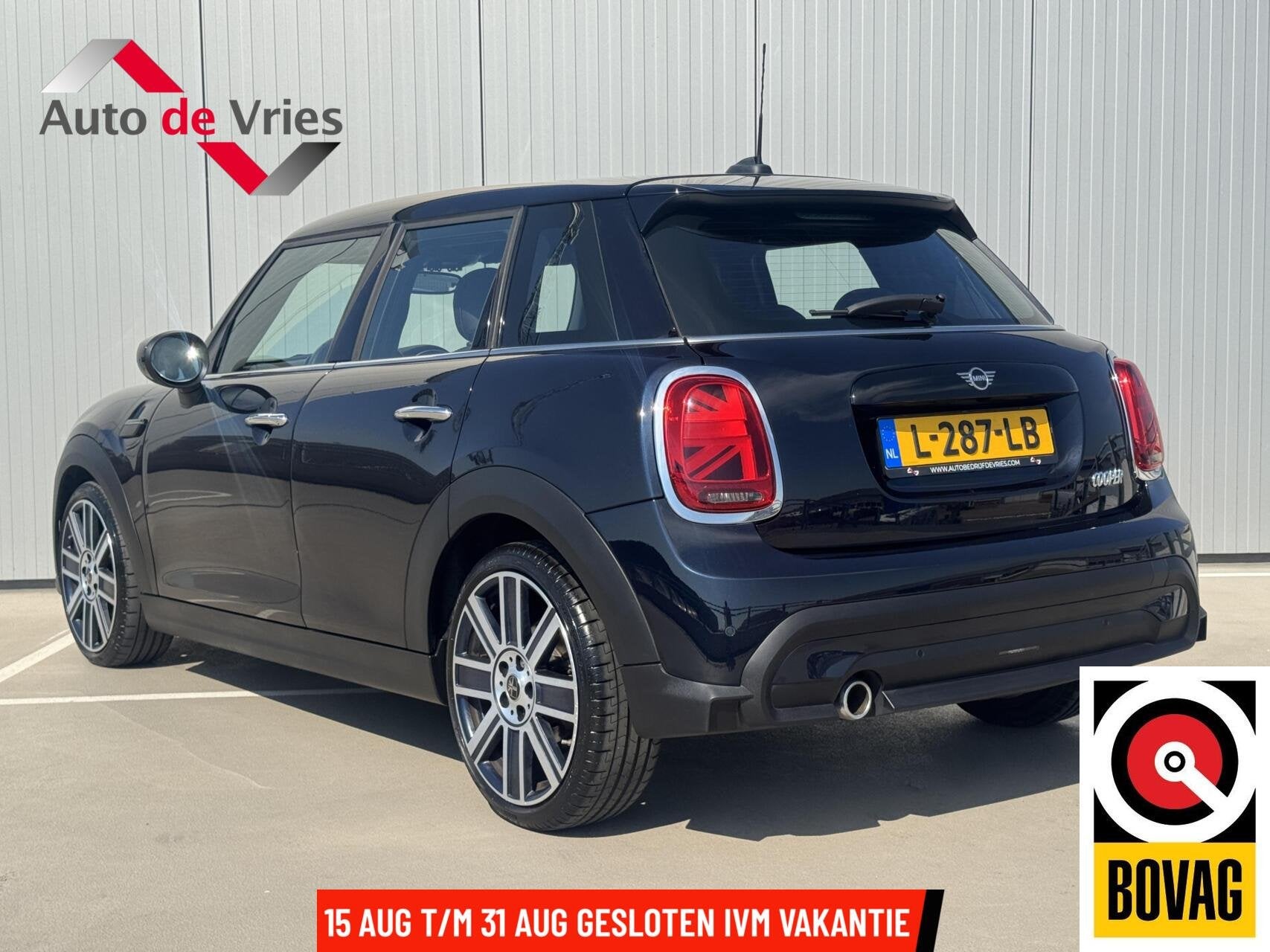 Mini 5-Deurs 1.5 Cooper MINI Yours|Navi|NL-Auto|Leder|LED, Auto's, Mini, Voorwielaandrijving, 136 pk, Gebruikt, Met garantie (alle)