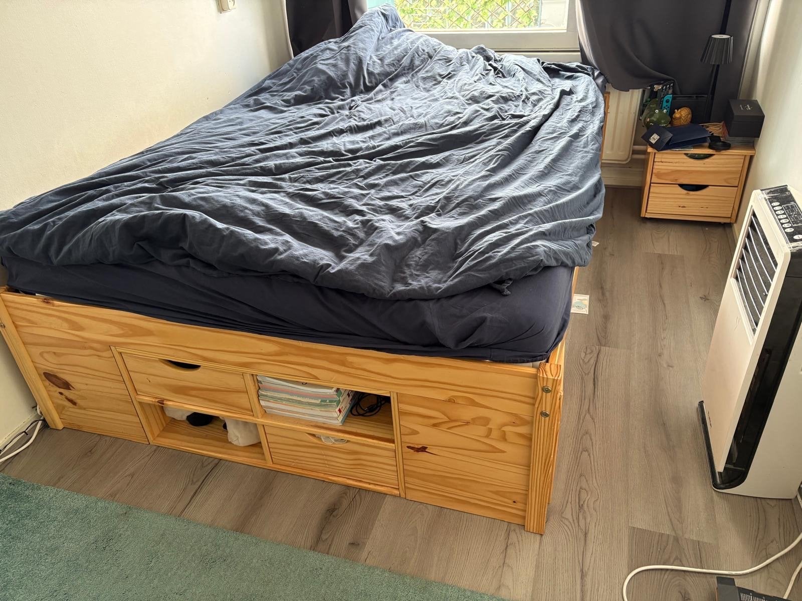Houten bed met opberglades - 140x200 cm gratis, Ophalen, Gebruikt, Overige kleuren, Tweepersoons