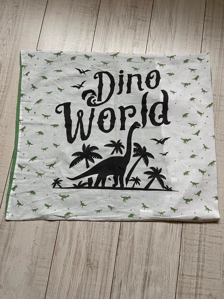 Zgan. Dinosaurussen dekbedovertrek. 140 x 200 cm., Ophalen of Verzenden, Zo goed als nieuw, Jongetje of Meisje, Dekbedovertrek