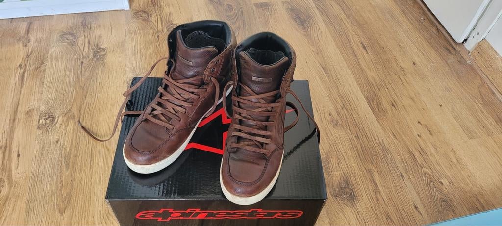 Alpinestars motorschoenen - Bruin, stijlvol en beschermend, Motoren, Kleding | Motorkleding, Overige typen, Heren, Ophalen of Verzenden