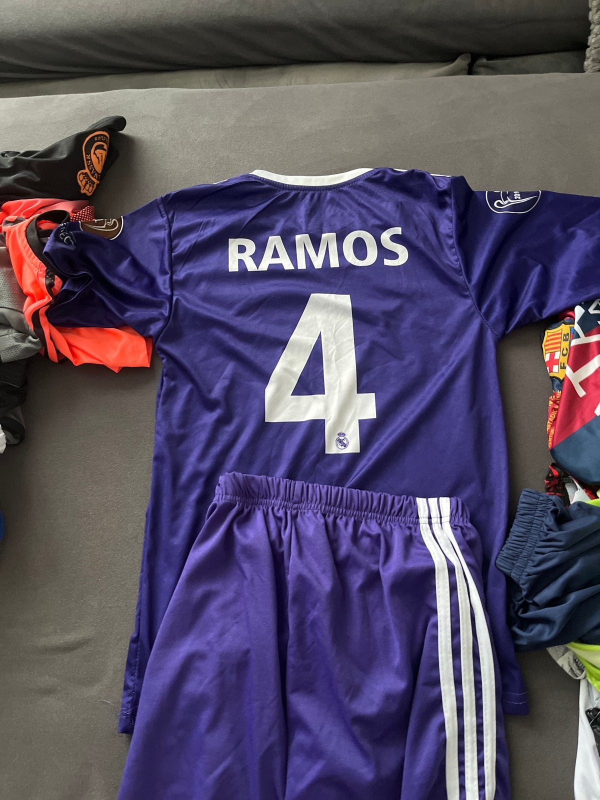 Real Madrid Ramos 4 Voetbaltenue Kinderen Paars, Ophalen, Zo goed als nieuw, Jongen