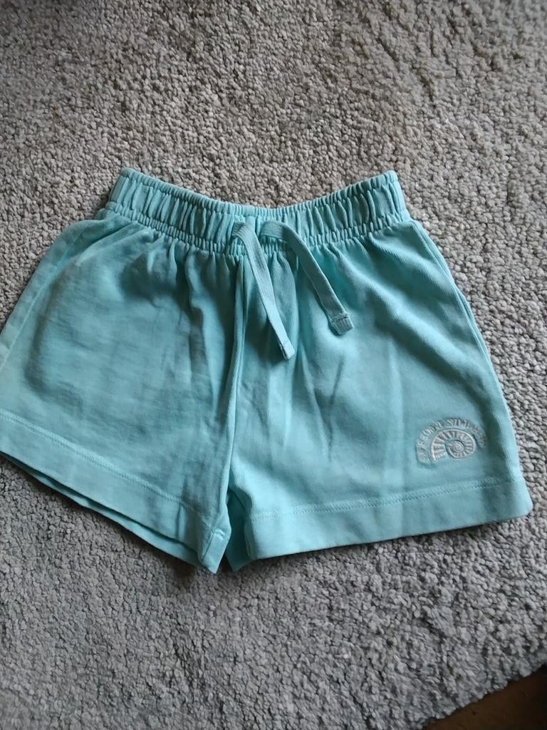 Leuke Zara turquoise korte broek mt 116, Kinderen en Baby's, Kinderkleding | Maat 116, Broek, Meisje, Ophalen of Verzenden, Zo goed als nieuw