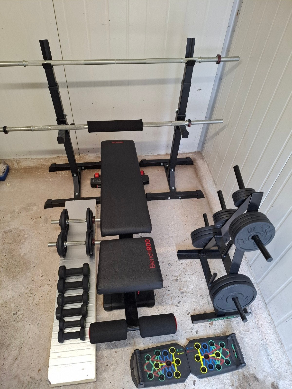 Halterbank met 2 stangen & gewichten/rek, Ophalen, Zo goed als nieuw, Benen, Fitnessbank