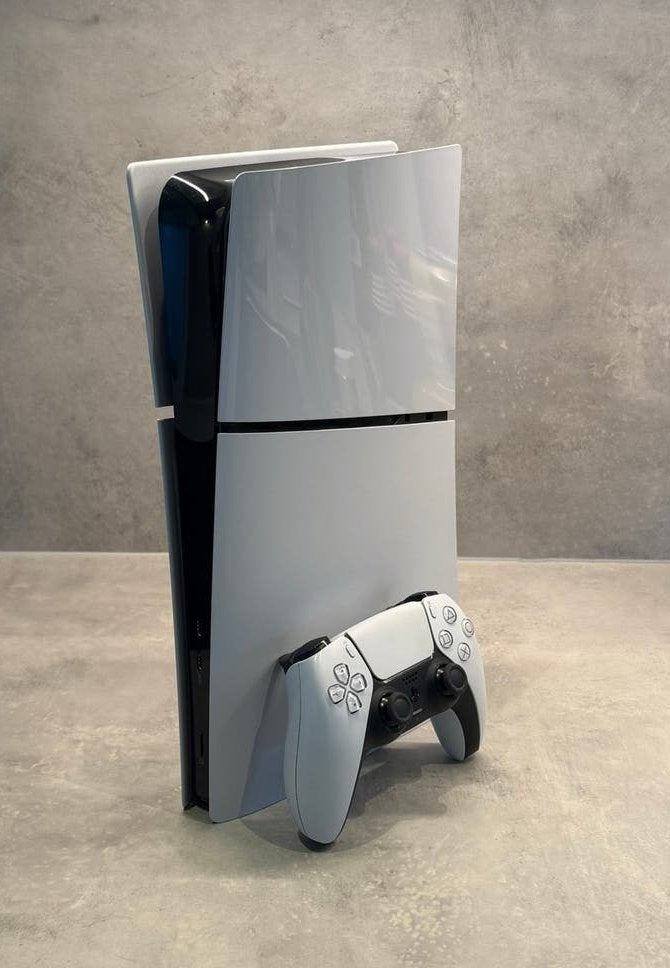 Playstation 5 Slim Digital Edition met 1 Controller -, Ophalen of Verzenden, Zo goed als nieuw, Playstation 5 Digital