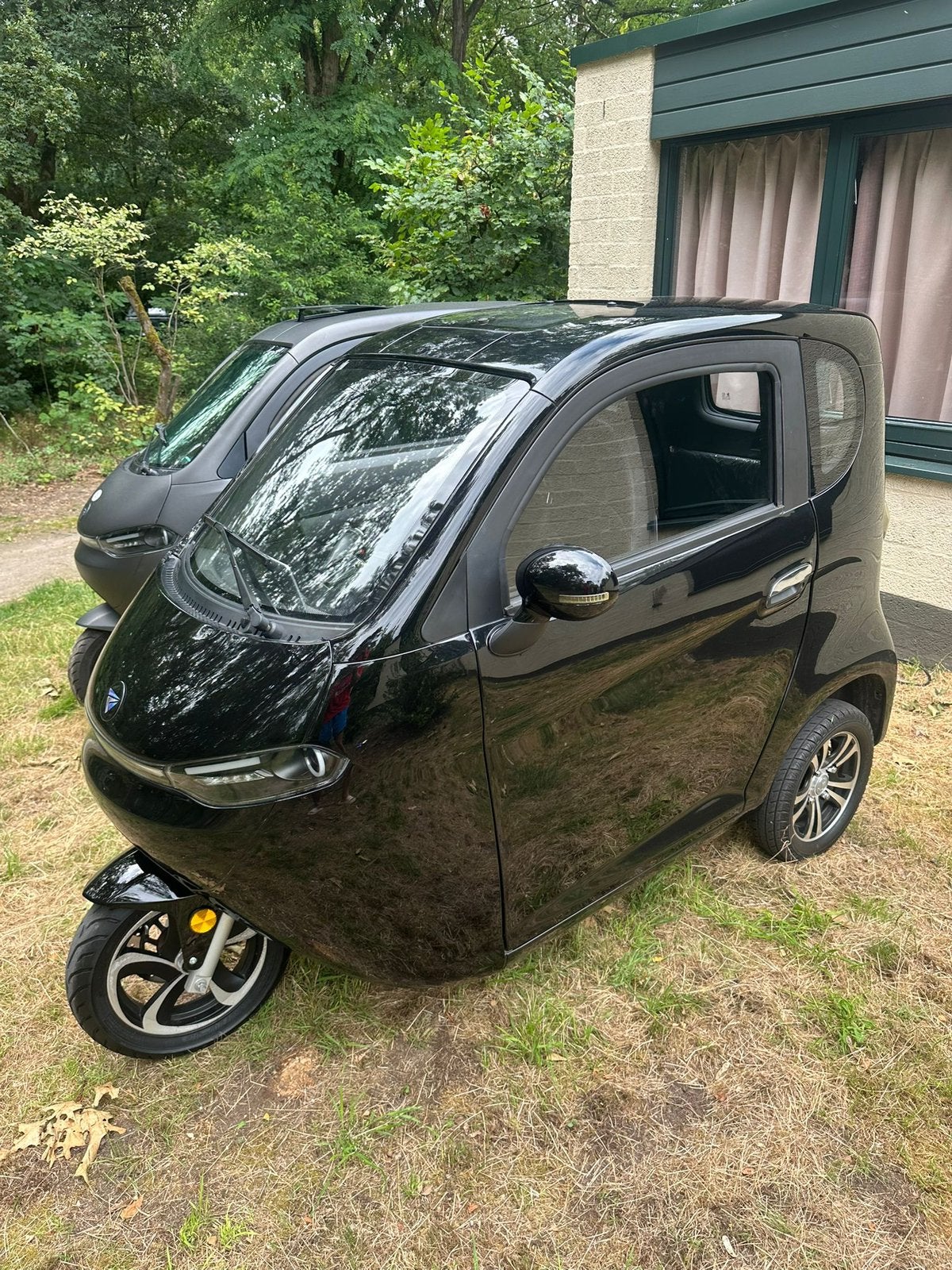 Move e3 zwart met litium accu overdekte scootmobiel, Zo goed als nieuw, 16 km/u of meer, 46 km of meer, Ophalen