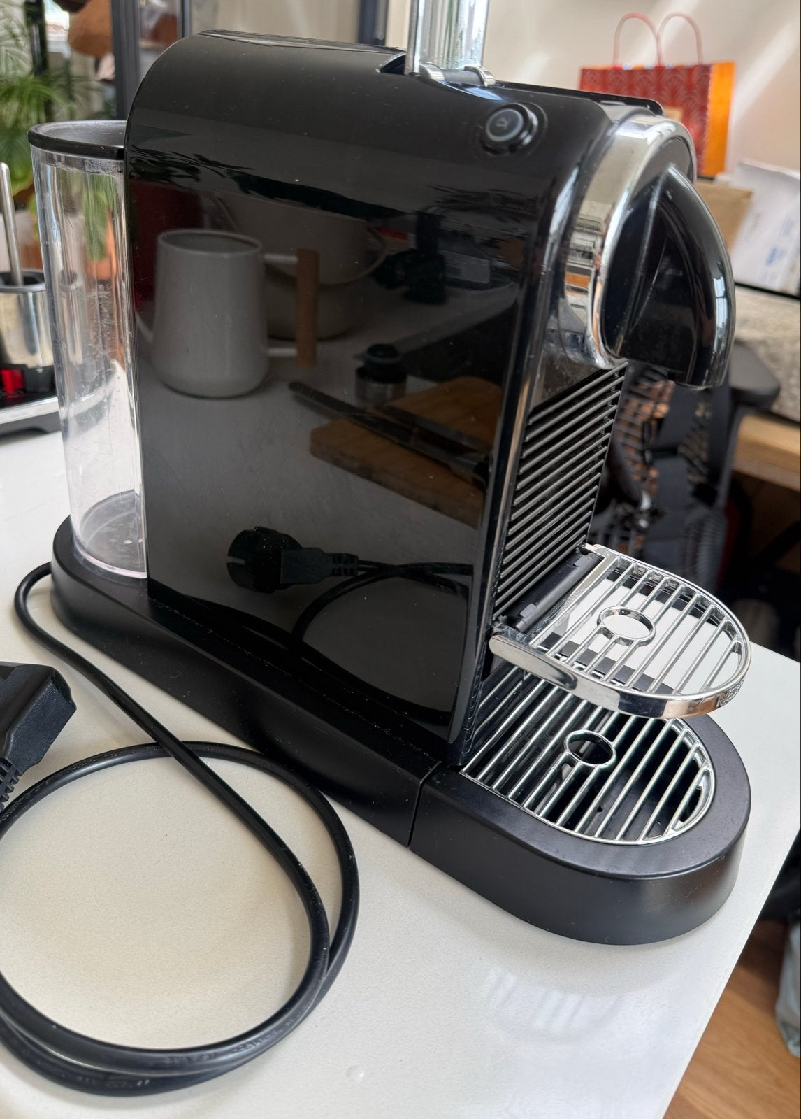 Nespresso Citiz Zwart met Aeroccino 3 - Goede staat, Witgoed en Apparatuur, Koffiezetapparaten, Ophalen, Gebruikt, Espresso apparaat