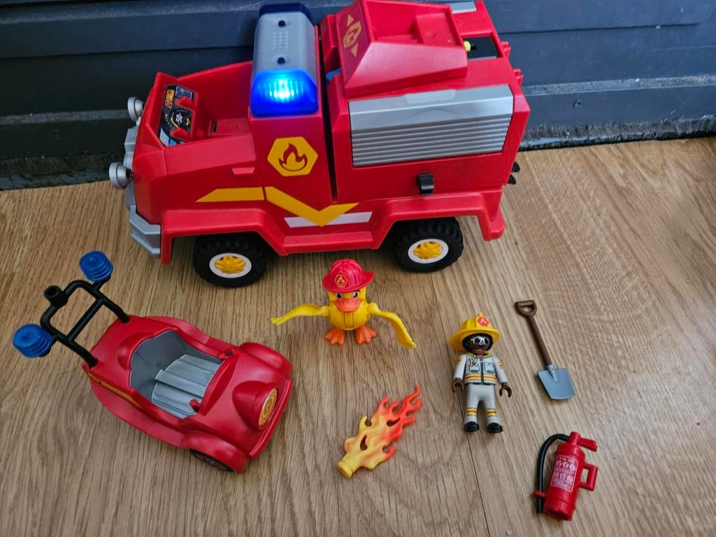 Playmobil Brandweerwagen met kinder Brandweerman en eend, Ophalen of Verzenden, Gebruikt, Jongen of Meisje