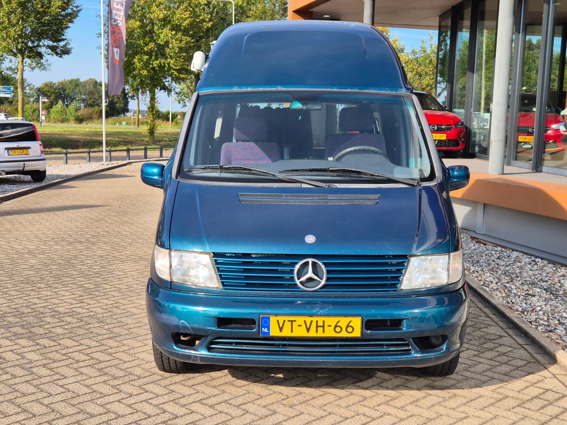 Mercedes-Benz Vito 108 D Amigo, Buscamper of Camperbus, Mercedes-Benz, Bedrijf, Luifel
