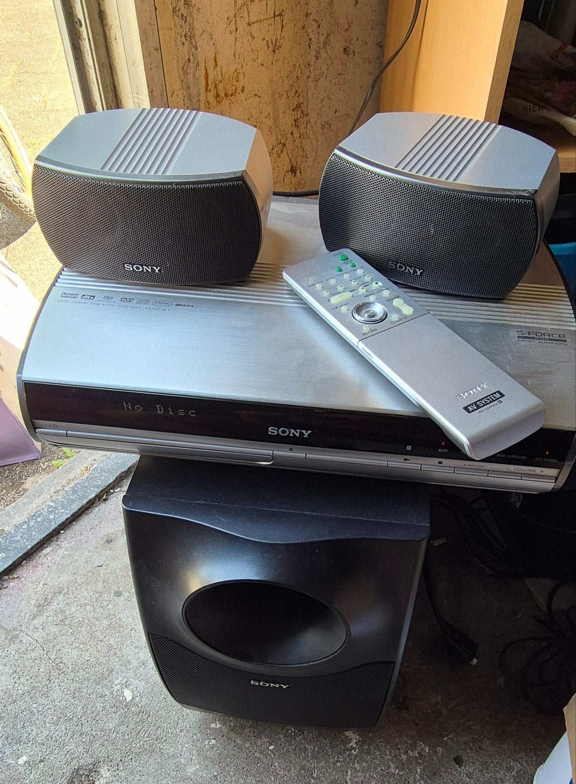 Sony DAV-X1 DVD Home Theatre System met 2.1 speakers, Ophalen, Gebruikt, 2.1-systeem, 70 watt of meer