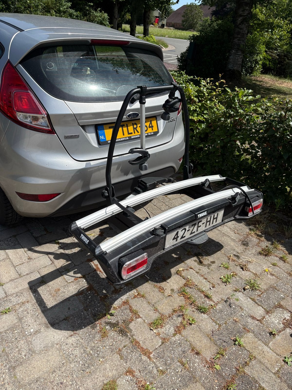 Thule VeloSpace 918 kantelbaar geschikt voor e-bikes, Ophalen, Gebruikt, 2 fietsen, Trekhaakdrager