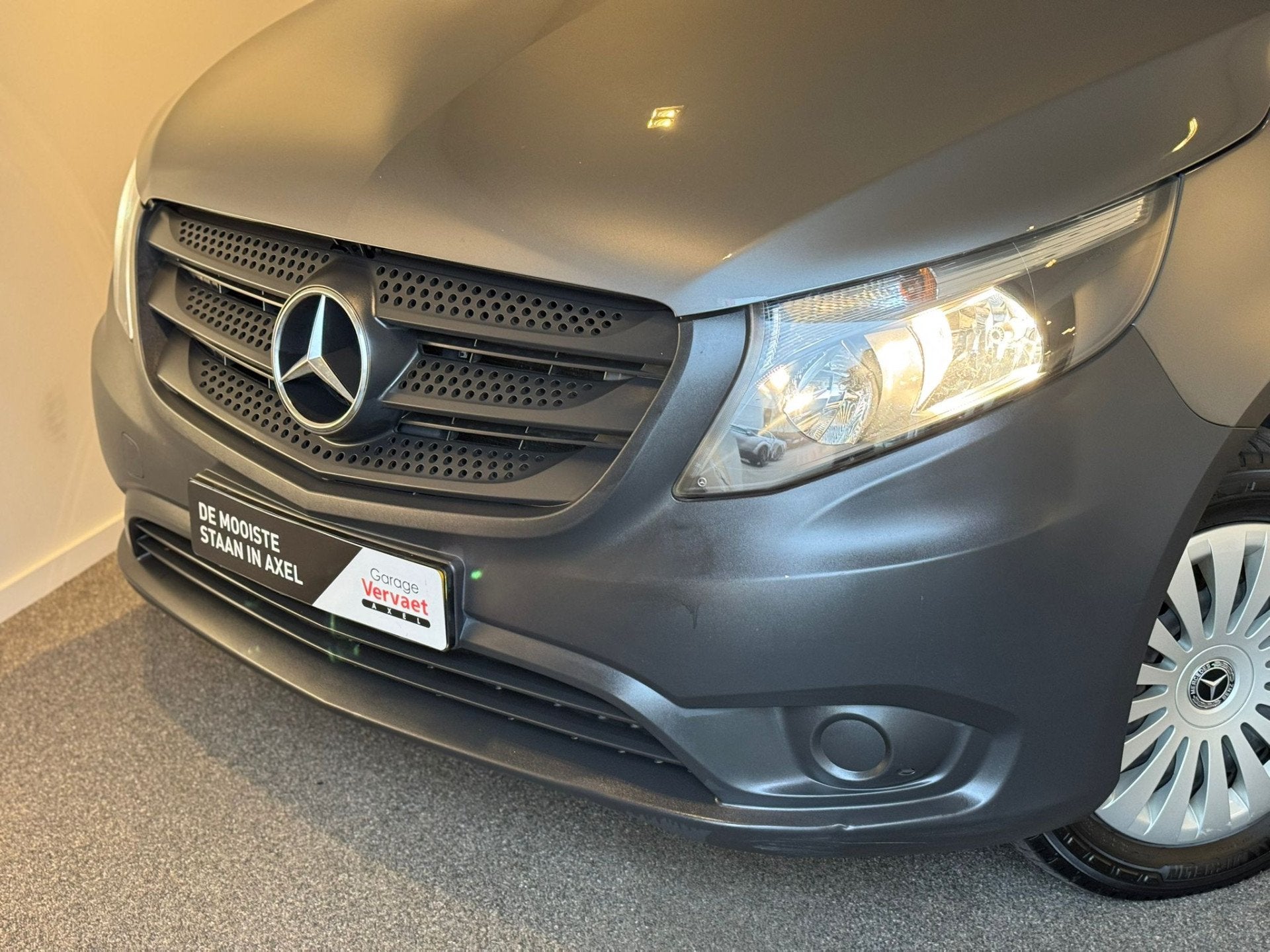 Mercedes-Benz eVito eVito Lang 41 kWh, Auto's, Bestelauto's, Automaat, Gebruikt, Zwart, 35 kWh