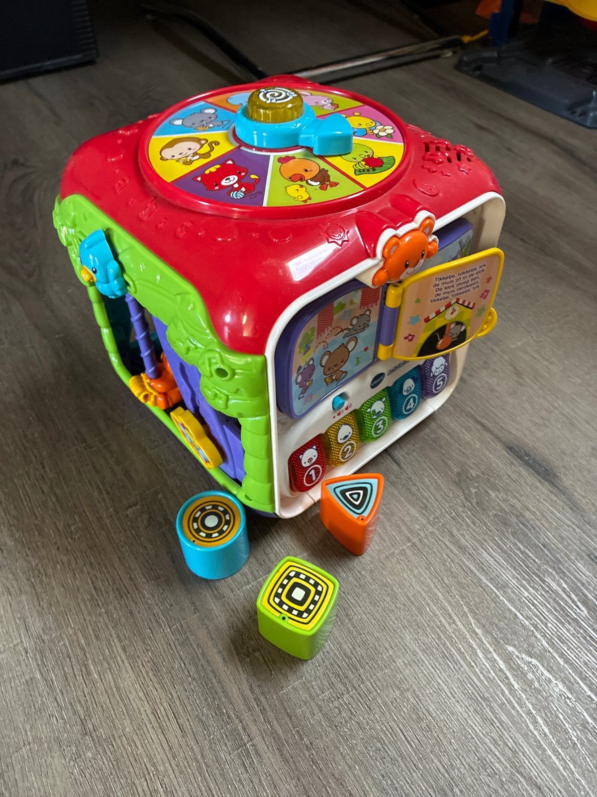 VTech Baby Speelkubus met geluid en licht, Ophalen of Verzenden, Zo goed als nieuw, Overige typen, Met licht