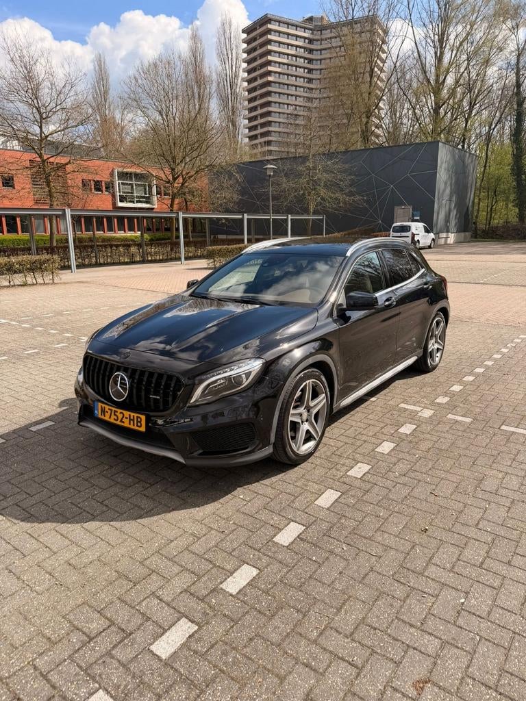 Mercedes-Benz GLA Gla250 4MATIC Zwart, Auto's, Automaat, 15 km/l, 1800 kg, 4 cilinders